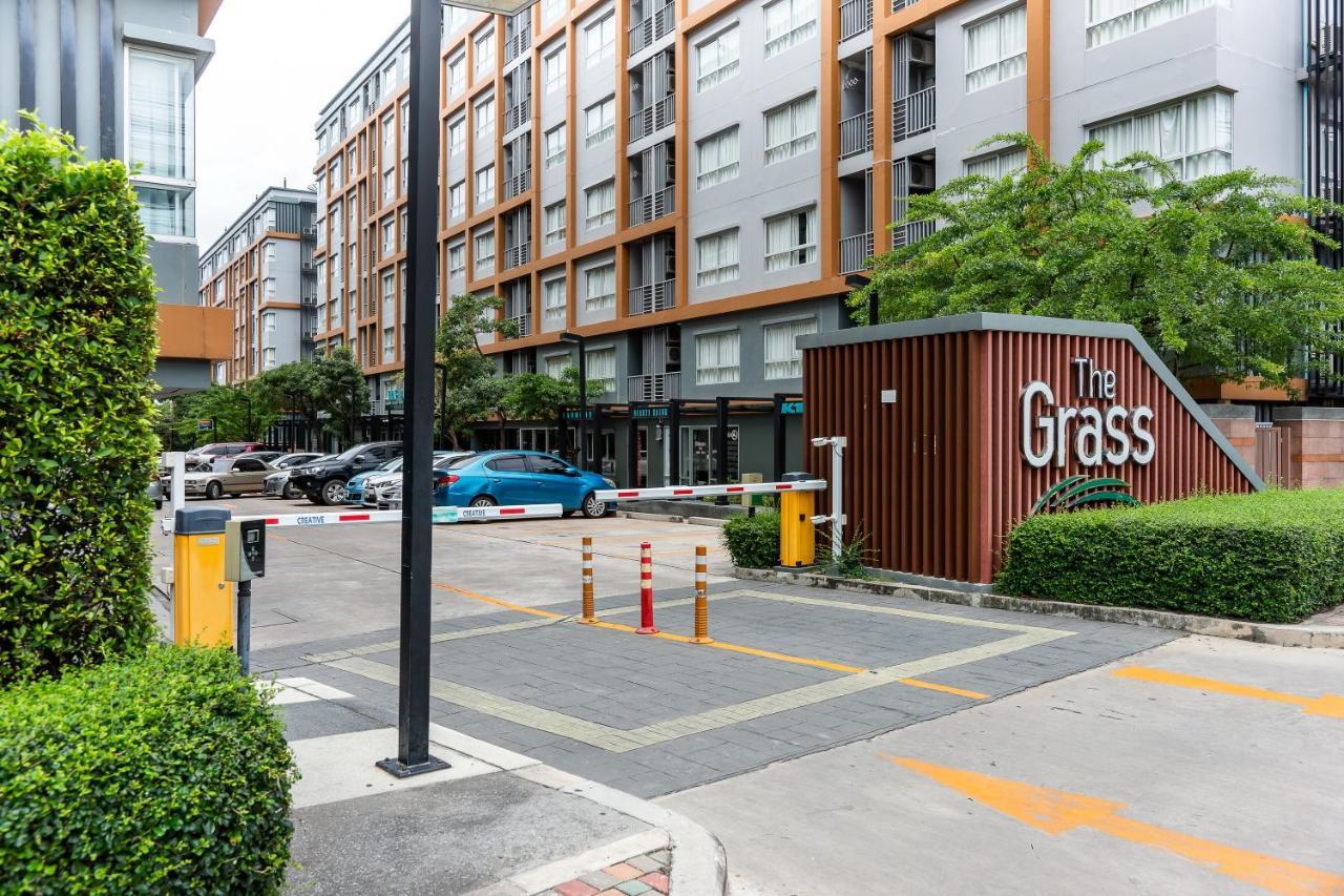 The Grass Serviced Suites Pattaya Exterior photo