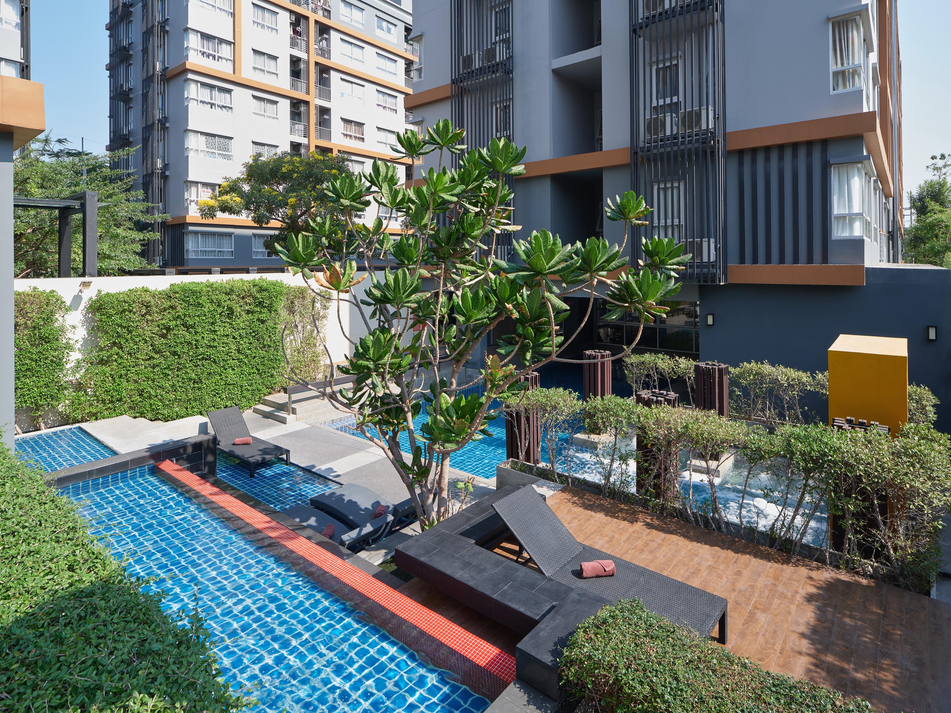 The Grass Serviced Suites Pattaya Exterior photo