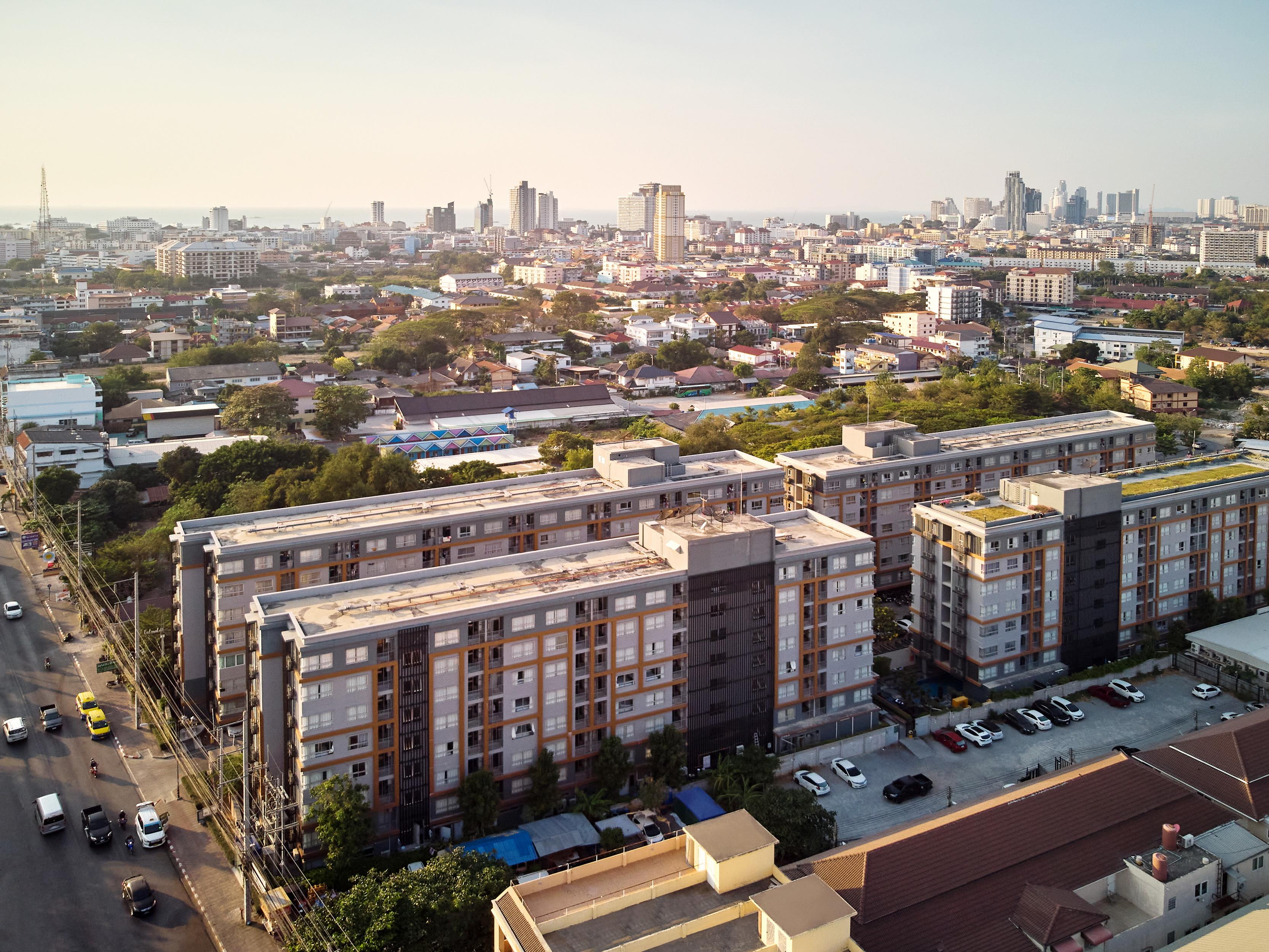 The Grass Serviced Suites Pattaya Exterior photo